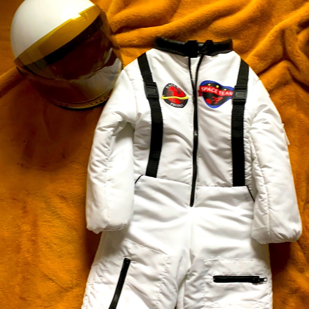 Astronaut costume with helmet - size 4t